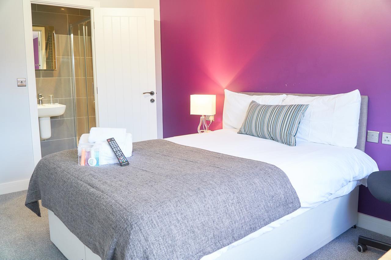 Unity House Serviced Apartments Лутон Экстерьер фото
