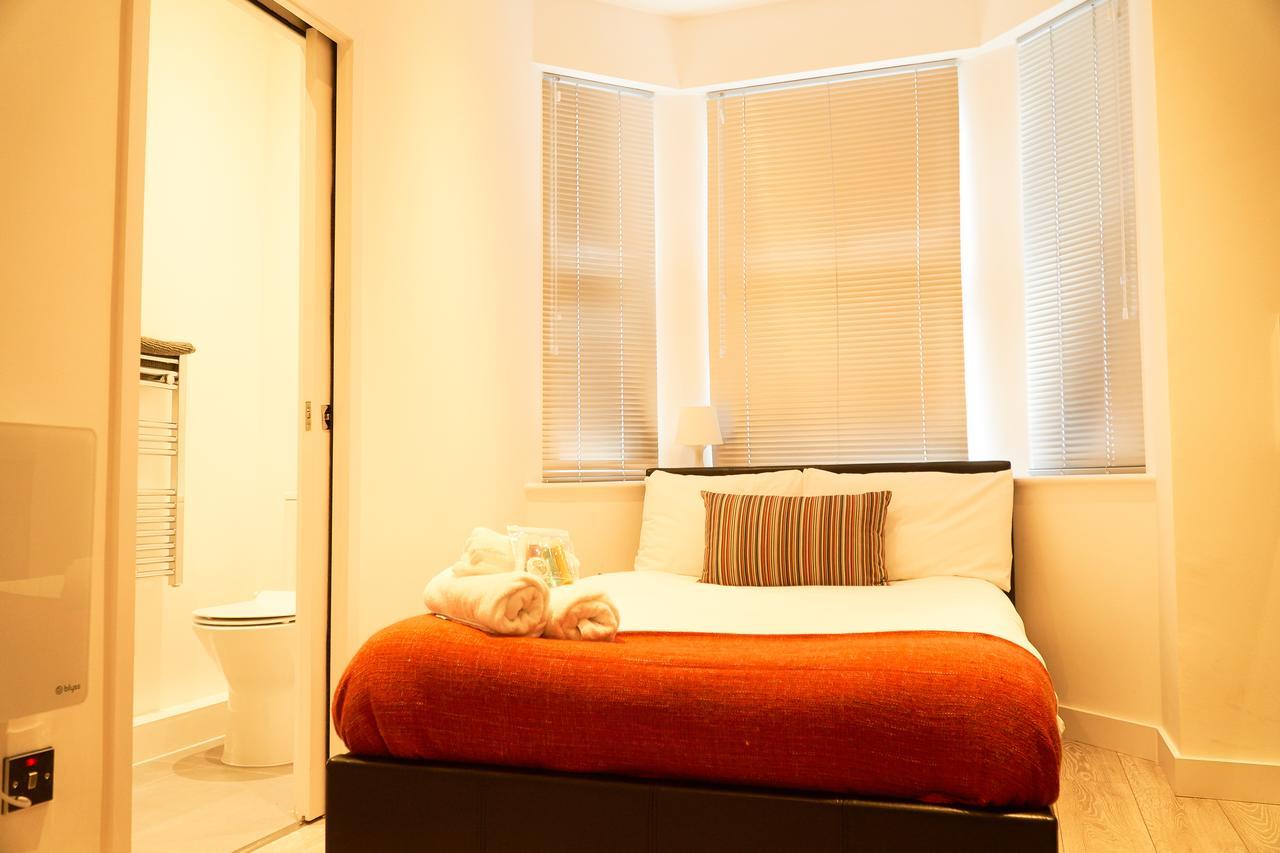 Unity House Serviced Apartments Лутон Экстерьер фото