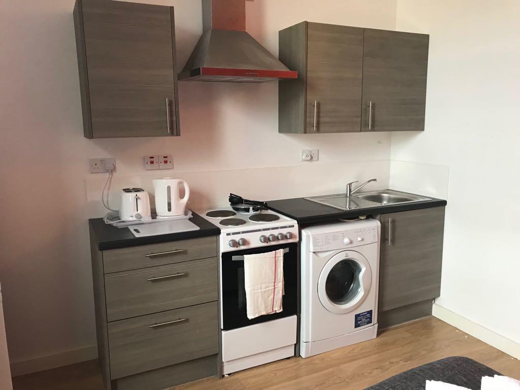 Unity House Serviced Apartments Лутон Экстерьер фото