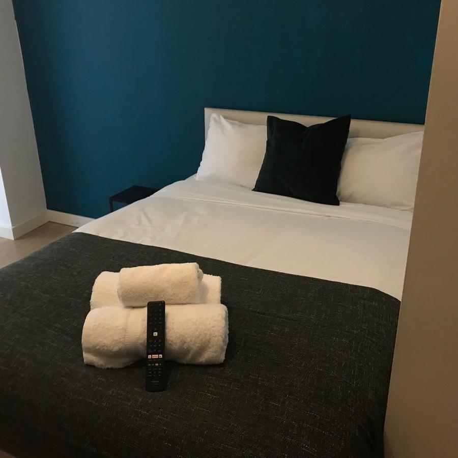 Unity House Serviced Apartments Лутон Экстерьер фото